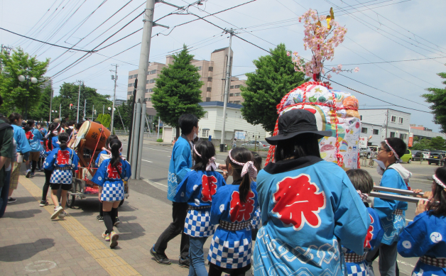 第37回苗穂地区子ども樽みこし